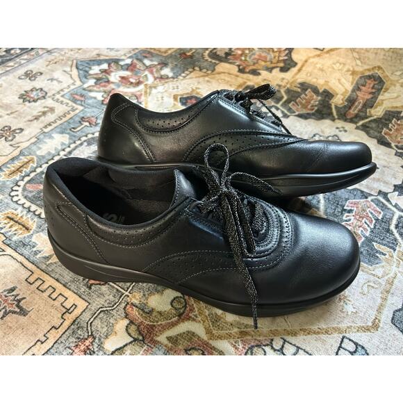 SAS Comfort Walking Shoes Black Leather slip on Supportive Sneakers - Picture 3 of 13